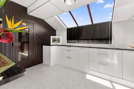 Photo of property in 37 Carter Drive, Pomare, Rotorua, 3015