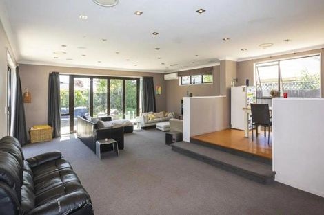 Photo of property in 52 Parkstone Avenue, Ilam, Christchurch, 8041