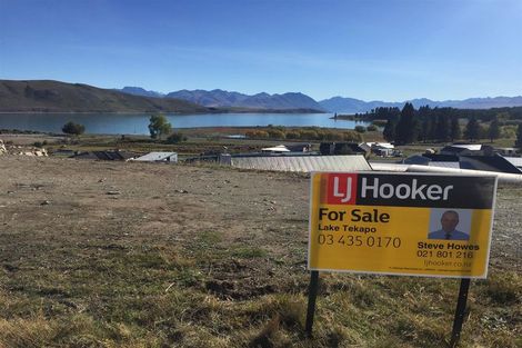 Photo of property in 2 Rankin Rise, Lake Tekapo, 7999