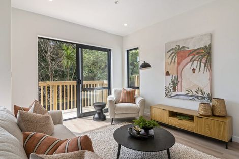 Photo of property in 11b Dianthus Place, Browns Bay, Auckland, 0630