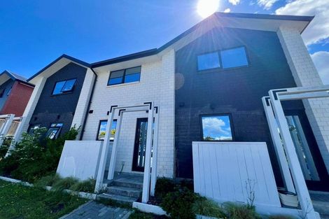 Photo of property in 2/14 Wilsher Crescent, Henderson, Auckland, 0612