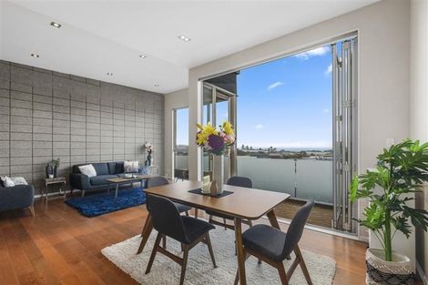 Photo of property in Wilk Heights, 10/8 Wilk Lane, Browns Bay, Auckland, 0630