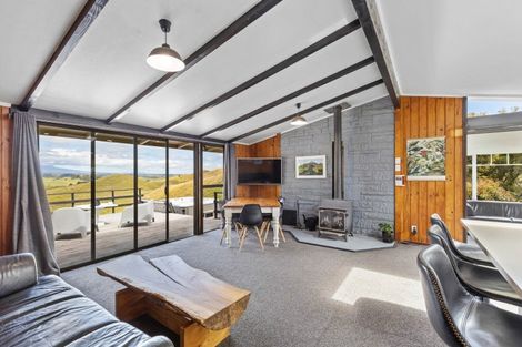 Photo of property in 821 Tariki Road, Ratapiko, Inglewood, 4390