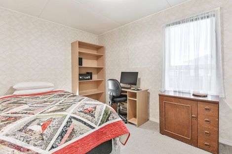 Photo of property in 168 Flaxmere Avenue, Flaxmere, Hastings, 4120