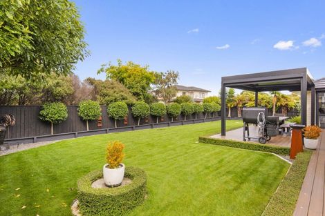 Photo of property in 47 San Priamo Place, Paraparaumu Beach, Paraparaumu, 5032