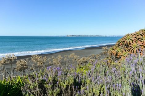 Photo of property in 42 Le Quesne Road, Bay View, Napier, 4104