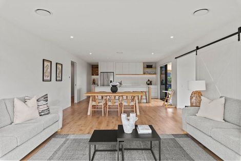 Photo of property in 10 Eaglesfield Close, Westmorland, Christchurch, 8025