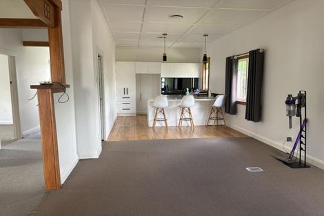 Photo of property in 16 Braid Road, St Andrews, Hamilton, 3200