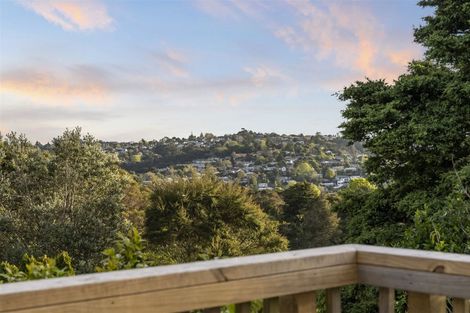 Photo of property in 68 Roberts Road, Glenfield, Auckland, 0629