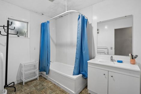 Photo of property in 54 Elm Tree Avenue, Frankton, Queenstown, 9300