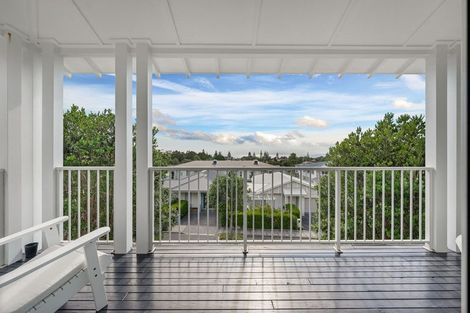 Photo of property in 15 Landmark Terrace, Orewa, 0931
