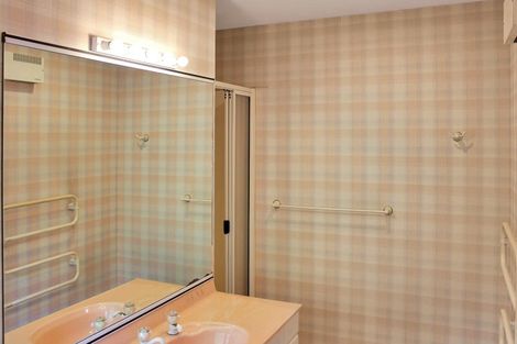 Photo of property in 158 Avonhead Road, Avonhead, Christchurch, 8042