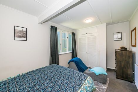 Photo of property in 3 Moa Road, Raumati Beach, Paraparaumu, 5032