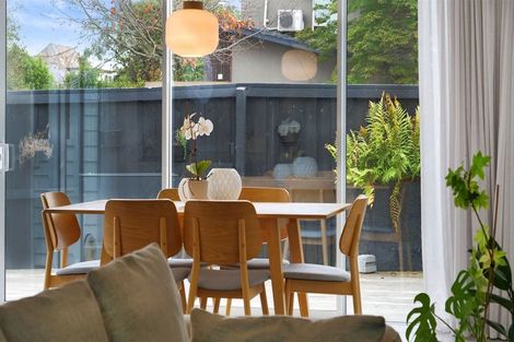 Photo of property in 68 Blighs Road, Strowan, Christchurch, 8052