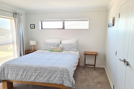 Photo of property in 49 Umu Place, Mangere, Auckland, 2022