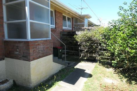 Photo of property in 2/34 Pupuke Road, Takapuna, Auckland, 0622