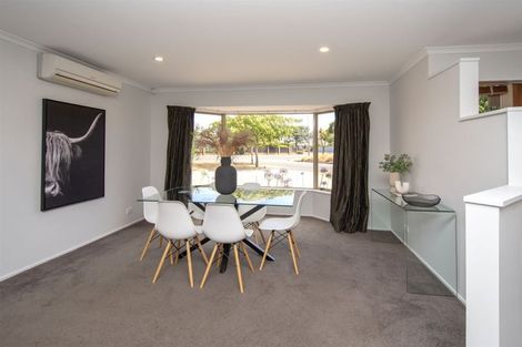 Photo of property in 71 Broadhaven Avenue, Parklands, Christchurch, 8083