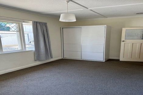 Photo of property in 192 Tasman Street, Mount Cook, Wellington, 6021