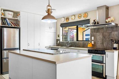 Photo of property in 62 Aston Drive, Waimairi Beach, Christchurch, 8083