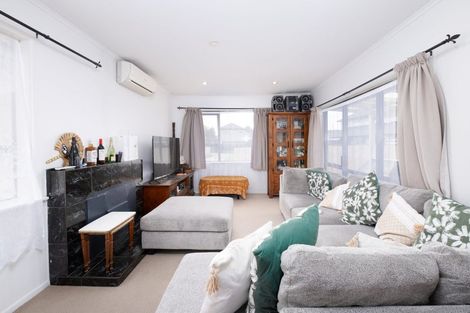 Photo of property in 6 Clark Street, Manurewa, Auckland, 2102