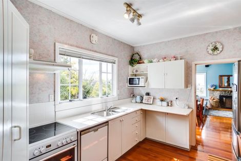 Photo of property in 6 Sealy Road, Bluff Hill, Napier, 4110