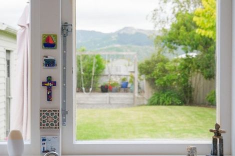 Photo of property in 38 Gray Avenue, Paraparaumu Beach, Paraparaumu, 5032