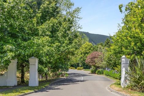 Photo of property in 10 Hill Tops Way, Stoke, Nelson, 7011