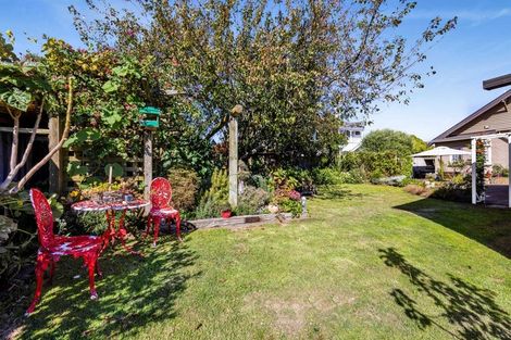 Photo of property in 70 Collins Street, Hawera, 4610