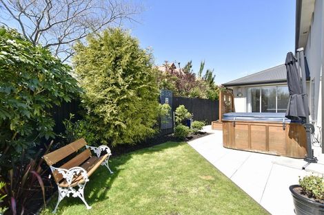 Photo of property in 53 Lakewood Drive, Burwood, Christchurch, 8083