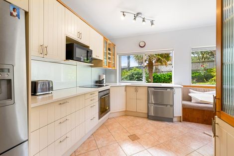 Photo of property in 133 Greenhithe Road, Greenhithe, Auckland, 0632