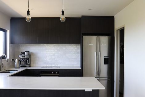 Photo of property in 15 Mcdowell Crescent, Hillcrest, Auckland, 0627