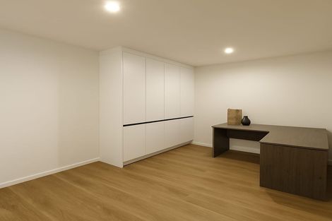 Photo of property in 2/7 Chevis Place, Pakuranga, Auckland, 2010