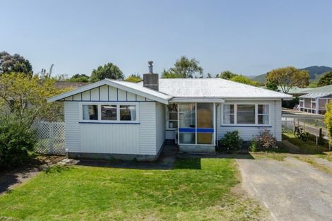 Photo of property in 64 Kapiti Road, Paraparaumu, 5032