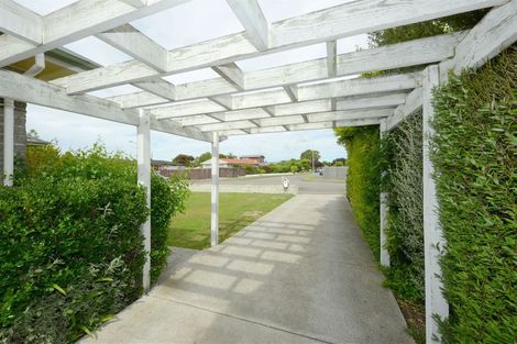 Photo of property in 14 Aileen Place, Upper Riccarton, Christchurch, 8041