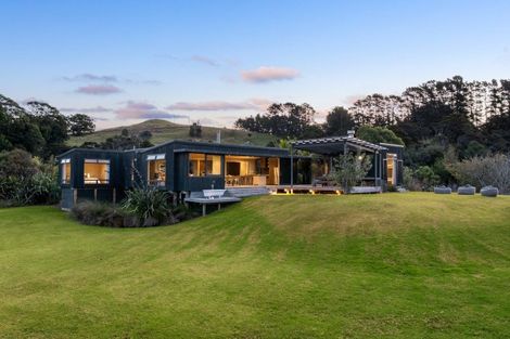 Photo of property in 851b Takatu Road, Tawharanui Peninsula, Matakana, 0986