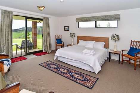 Photo of property in 480 Creightons Road, Clevedon, Papakura, 2582