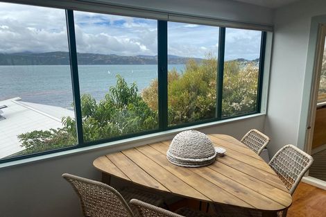 Photo of property in 277 Karaka Bay Road, Karaka Bays, Wellington, 6022