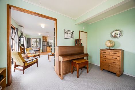 Photo of property in 44 Mcintyre Road, Mangere Bridge, Auckland, 2022