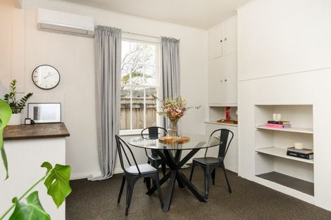 Photo of property in 2 Fairs Road, Milson, Palmerston North, 4414