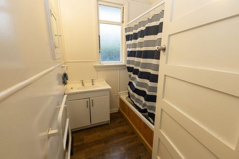 Photo of property in 51 Durham Street, Kenmure, Dunedin, 9011