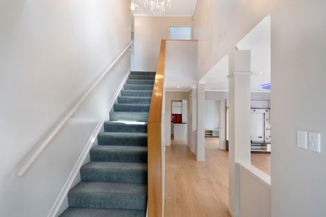 Photo of property in 2 Ochre Place, Blockhouse Bay, Auckland, 0600