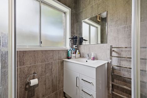 Photo of property in 1/57 Chartwell Avenue, Glenfield, Auckland, 0629