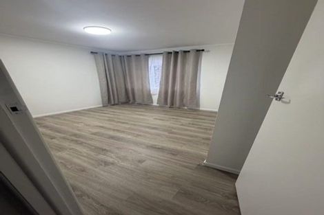 Photo of property in 26 Pinedale Place, Henderson, Auckland, 0610