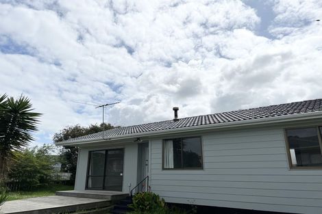 Photo of property in 67 Hyperion Drive, Randwick Park, Auckland, 2105