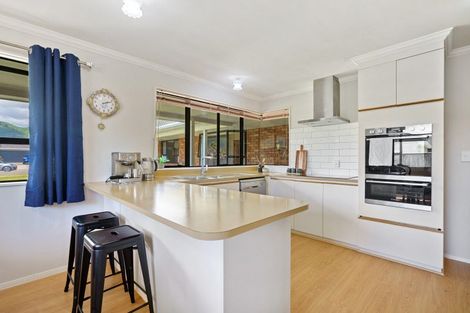 Photo of property in 141 Belvedere Avenue, Waikanae, 5036