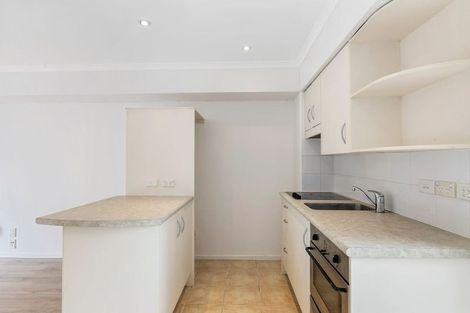 Photo of property in The Rennaissance, 5j/18 Ronwood Avenue, Manukau, Auckland, 2104