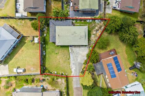 Photo of property in 11 Lori Place, Massey, Auckland, 0614