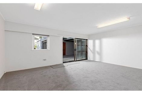 Photo of property in 319 Albany Highway, Rosedale, Auckland, 0632