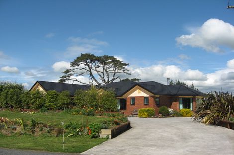 Photo of property in 11 Eva Road, Ridgewood, New Plymouth, 4371
