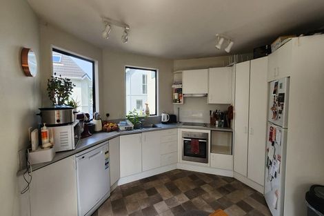 Photo of property in 35 Macdonald Crescent, Te Aro, Wellington, 6011